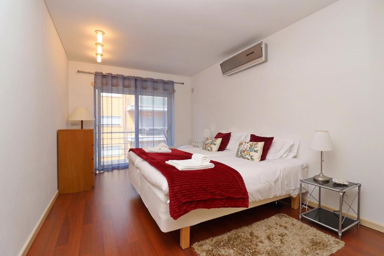 Baia Residence I - Beach And Rest Сан-Мартинью-ду-Порту Экстерьер фото